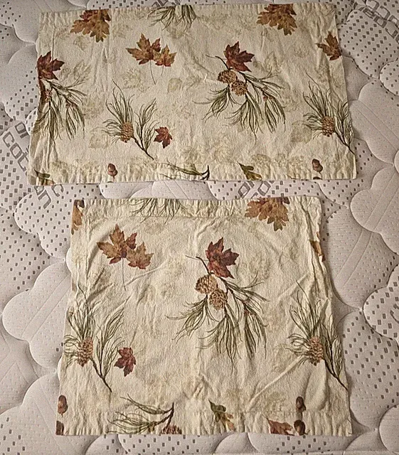 2 Pillow Shams Flannel Cotton, 1 Large, 1 Standard, Leaf Print, Winter, Autumn