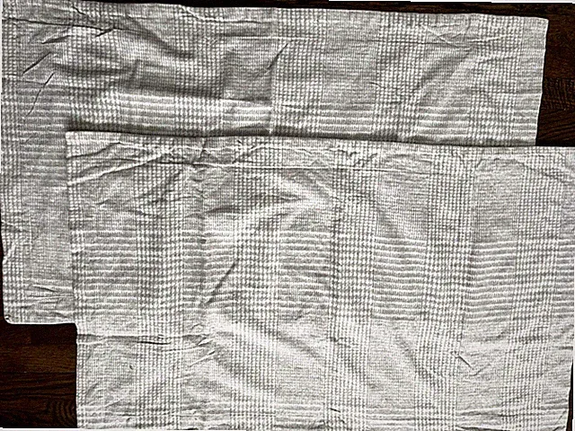 DORMISETTE 100% cotton flannel set of 2 king pillow shams. Gray plaid.