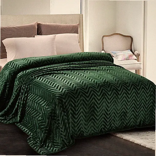 Flannel Fleece King Size Bed Blanket, Lightweight Breathable Soft Bedspread Plus