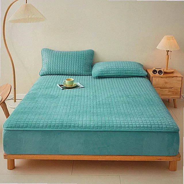 LweiPsqLin Quilted Flannel Fitted Sheet, Soft Fleece Mattress Cover, All Sizes