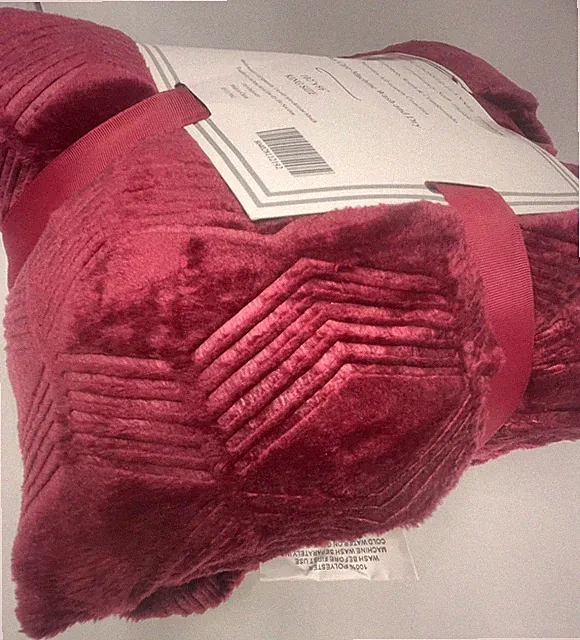 SHERADIAN EMBOSSED FLANNEL BLANKET - SIZE : KING ( 102"X86") - BURGUNDY
